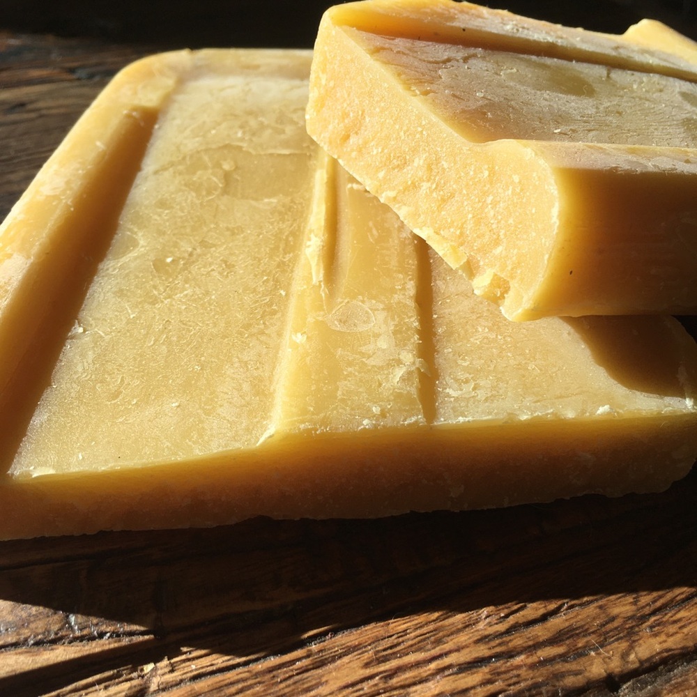 100% Raw Beeswax